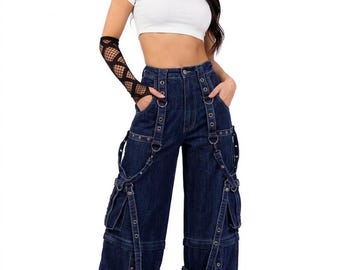 Pantalones vaqueros cargo de pierna ancha estilo Cyber Y2K – Denim punk grunge con ojales, tachuelas y correas.
