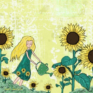 Puede incluir: Una joven con el pelo largo y rubio riega una hilera de girasoles con una regadera verde. Los girasoles están en diferentes etapas de crecimiento, algunos en plena floración y otros aún en capullo. El fondo es de color amarillo claro con un patrón floral descolorido.