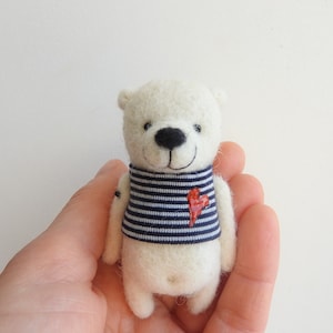 Un regalo personalizzato, Spilla orso in feltro ad ago, Orso bianco di lana, Idee natalizie