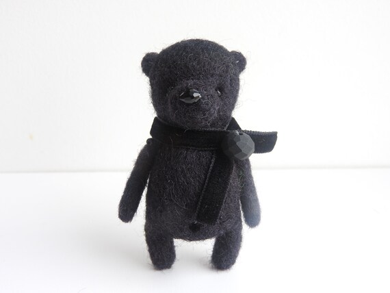 Needle Felt Bear Brooch Woolen Black Bear Miniature Animals