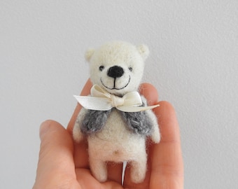 A personalized gift, Little bear hug, Felted bear pin, White brooch, Polar bear, Send this bear with a big hug to someone who now needs love