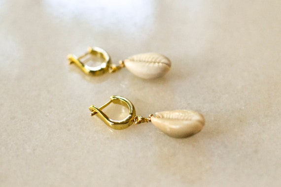 Seashell Creoles Cowrie Shell Hoop Earrings Maritime Jewelry