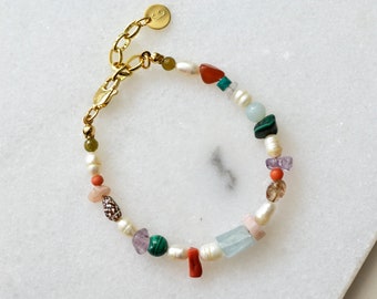 Vintage Gemstone Mix Bracelet, Beaded Bracelet with Aquamarine, Freshwater Pearl, Vintage Coral, Malachite