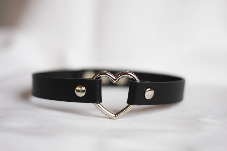 Black Leather Choker Heart Ring Choker Handmade Unique Choker Etsy