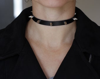 Handmade Genuine Leather choker with spikes