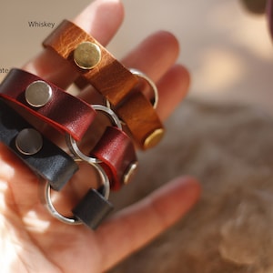Handgemaakte leren rouwarmband/draag een ringarmband/weduwearmband/ring is NIET inbegrepen