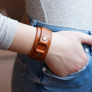 Handmade Leather bracelet O ring bracelet Unisex Leather Cuff Custom Size Available