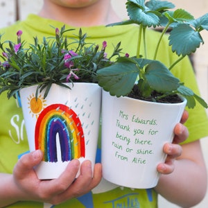 Personalised Rainbow plant pot - gardening gift for teacher + seeds & soil! Add any text / name. Teacher thank you gift teacher appreciation