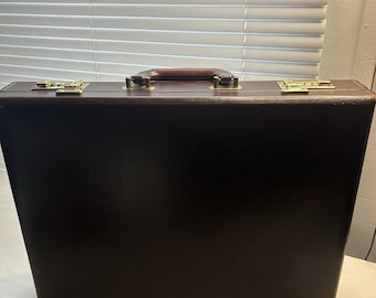 Vintage Presto Combination Lock Mens Leather Attache Briefcase 18x13x3