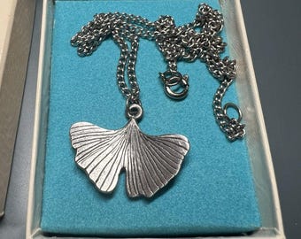 Vtg Old Forge Metals Solid Pewter Lucky Ginkgo Leaf Pendant Necklace Box USA