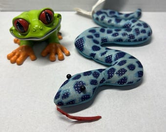 Vtg 1998 Rainforest Cafe CHA! CHA! Frog & GANZ Rainforest Sand Snake Lot