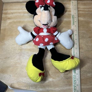 Vintage Applause Disney Minnie Mouse Plush 14" Classic Red Polka Dot Dress afbeelding 7