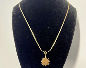 Vtg Gold Tone Flat Omega Herringbone Chain Necklace Celestial Sun Pendant 24"