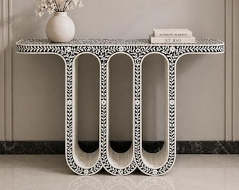 Consola/mesa consola/escritorio/mesa de estudio/consola de entrada de madera con incrustaciones de hueso hechas a mano, en boga.