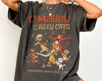 Retro Everybody Wants To Be A Cat Disney Shirt, O’Malley and the Alley Cats Tee, Vintage Disney Cat Lover Gift, Disney World 2026 Trip Shirt