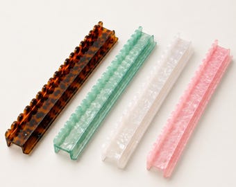Tortoiseshell Acrylic American Mahjong Racks with Magnetic Scalloped Pushers, 17.5 or 20 Inch, Set of 4, Storage Bag Included