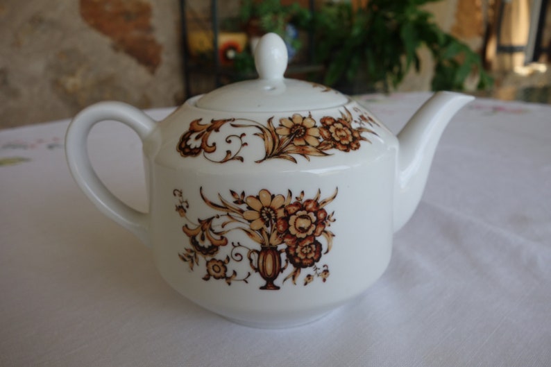 Home Living Teapots Vintage Tea Pot Teapot With Brown Floral And Scroll Design Unmarked