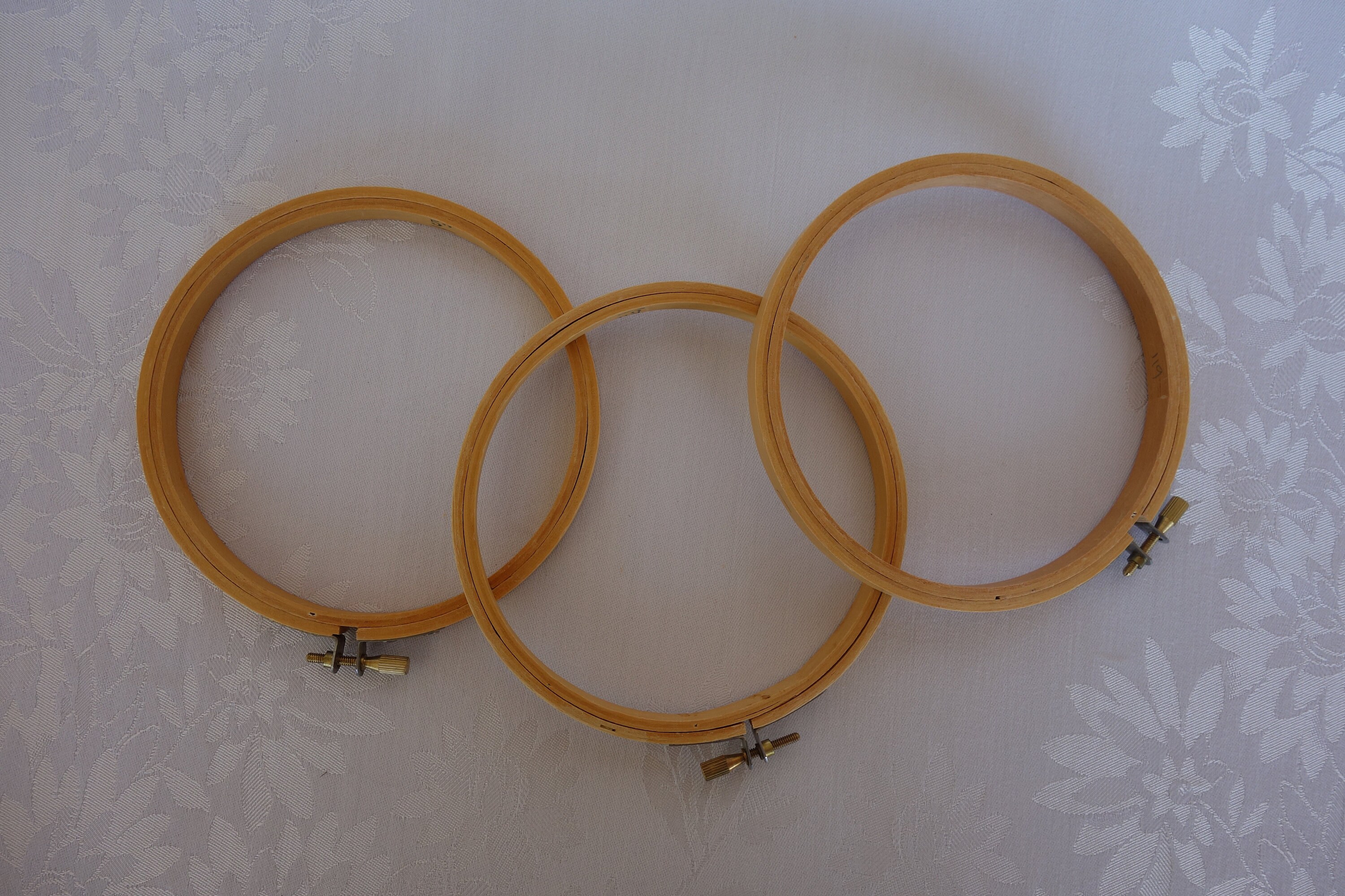 Vintage round wood embroidery hoops wooden hoop varying sizes Etsy