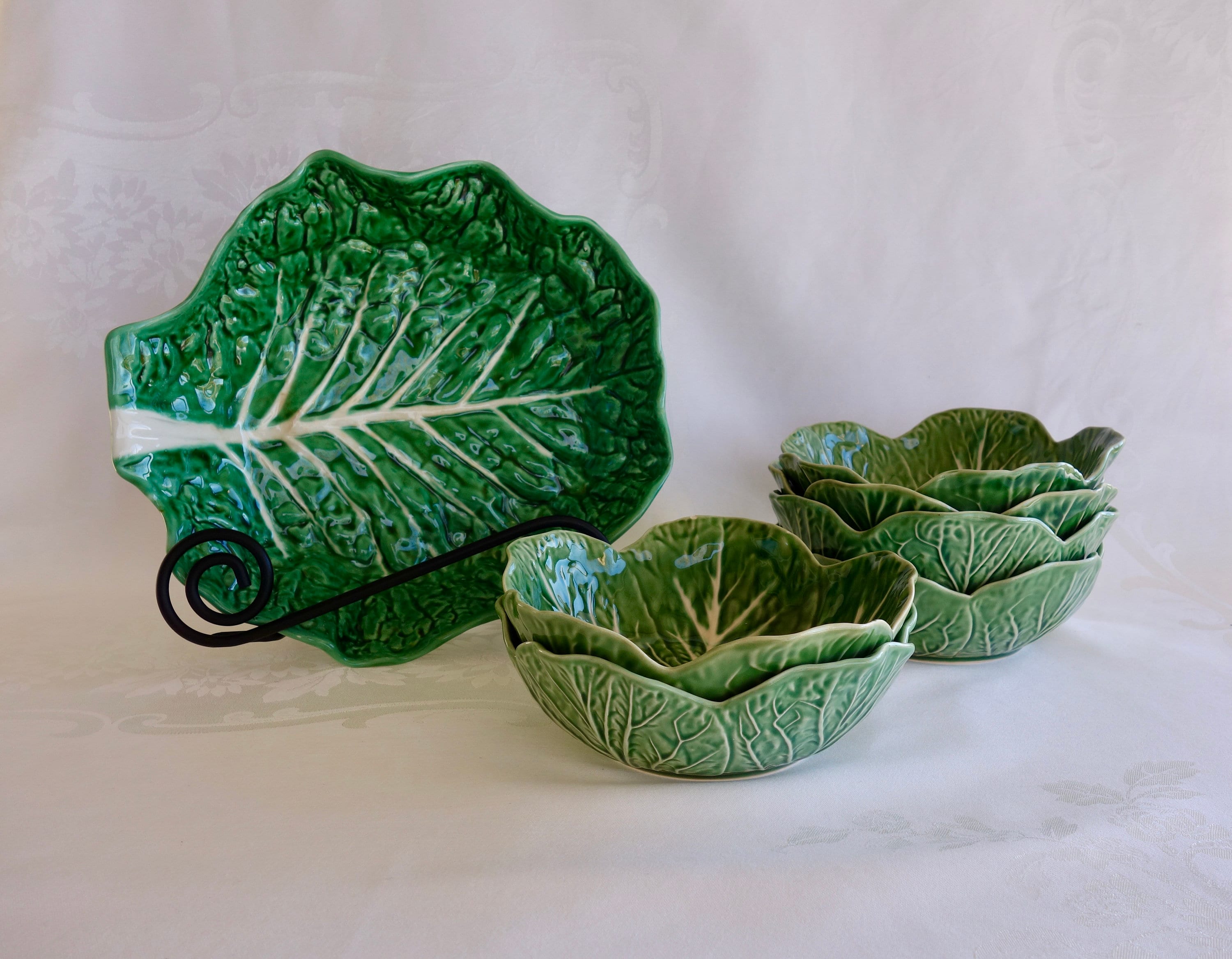 Footed Bowl Bordallo Pineheiro Large Cabbage Leaf Serving Bowl