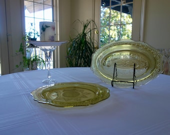 Vintage 1930s Depression glass amber Patrician Broken Spoke dinner plate 11" and oval serving platter
