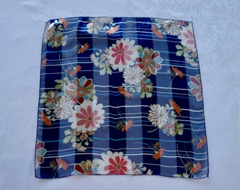 Stunning midnight blue floral scarf subtle wide striping peach white light blue accents shiny 21" square