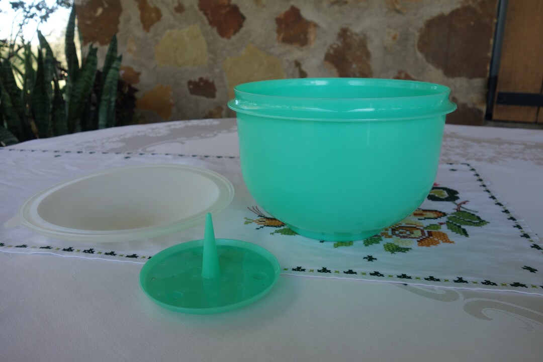 Vintage Green Tupperware Iceberg Lettuce Keeper Air Tight Etsy