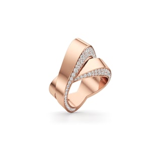 Criss Cross X Ring, Gold Crossover Ring, Wide Overlapping Wrap Band, Modern Geometric Statement Ring, Micro Pavé Diamond Fashion Ring 14K