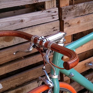 Cykelstyre i megafon av bubinga, ek och ask