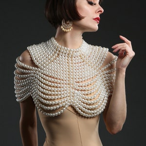 Pearl Necklace Costume Piece