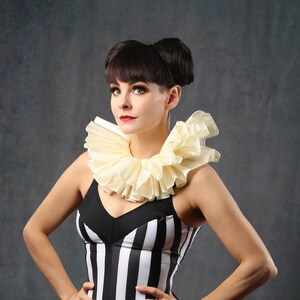 Straight knit dress with ruff collar cheap