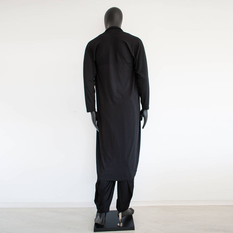 Długa męska kurtka kardigan – oversize'owe kimono – płaszcz z wiskozy z dżerseju – sweter warstwowy z odkrytym przodem, idealny do noszenia na co dzień i w miejskim stylu zdjęcie 6