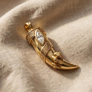 Guldfärgad varulvstångshänge med runband och markisin CZ, vikingaklohorntalisman, förgylld sterlingsilverberlock