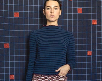 Lupetto in caldo cotone con il collo a cratere a righe blu, maniche lunghe [Bari top/blues stripes]