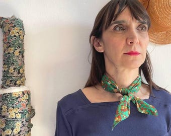 Liberty London silk green square flower print multicolor scarf-headscarf [foulard/green flowers]