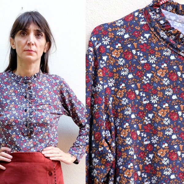 Ready to ship! Handmade Vintage Viscose Jersey Serafino Blouse, upcyled fabric, flowers print [Melrose Blouse/little flowers]