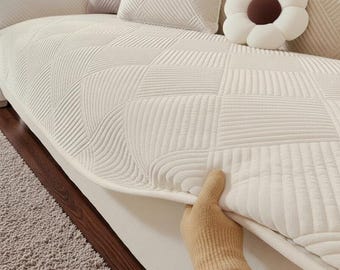 Funda de sofá acolchada de lujo beige / Funda de sofá acolchada mediana / Protector de muebles suave y antideslizante / Decoración minimalista moderna para sala de estar