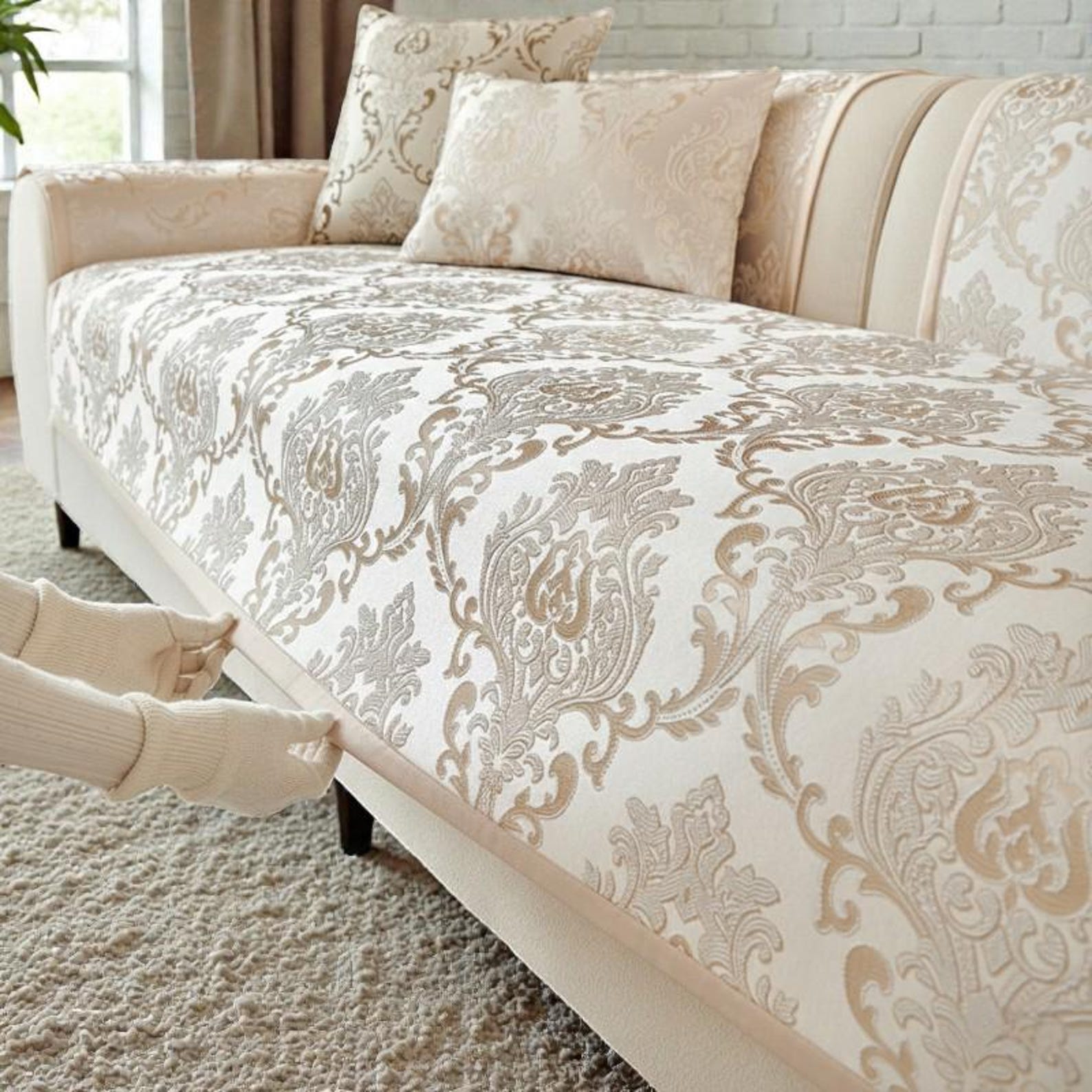 Luxury Damask Sofa Cover | Non-slip Jacquard Couch Protector | Elegant ...