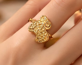 Gold Tone Sheep Ring with Floral Openwork, Animal Jewelry Gift for Her