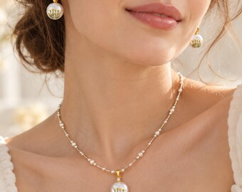 Dainty Floral Pearl Jewelry Set, Botanical Necklace and Earrings, Garden Wedding Jewelry, Bridesmaid Gift