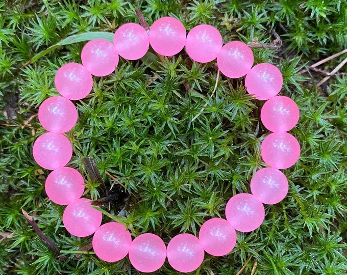 Bubblegum Pink Jade Bracelet