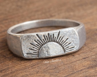 Sun Engraved Silver Ring, Handmade Sterling Silver Sunburst Ring, Minimalist Unisex Silver Band, Boho Statement Ring, Gift for Him Her
