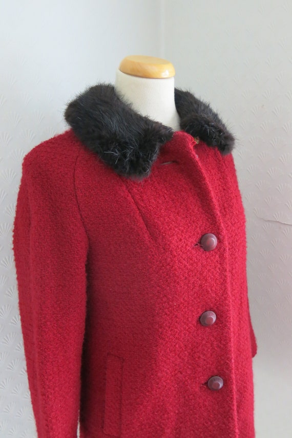 Red 50s 60s Wool Coat Faux Fur collar Medium