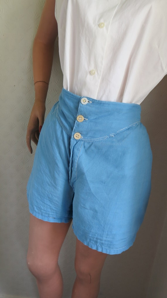 40s 50s Blue Cotton High Waist Button front Short… - image 3