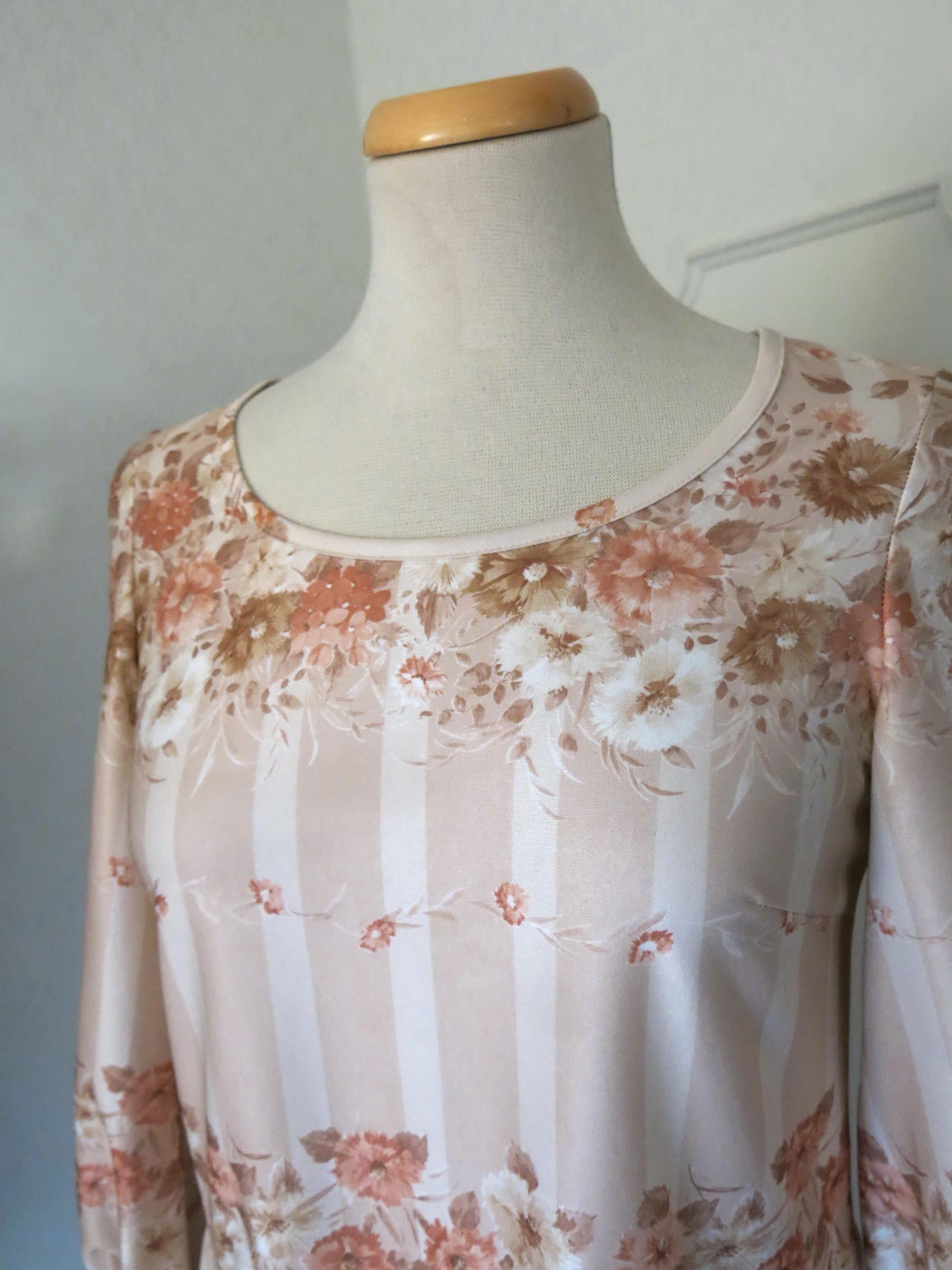 dusty pink vintage dress