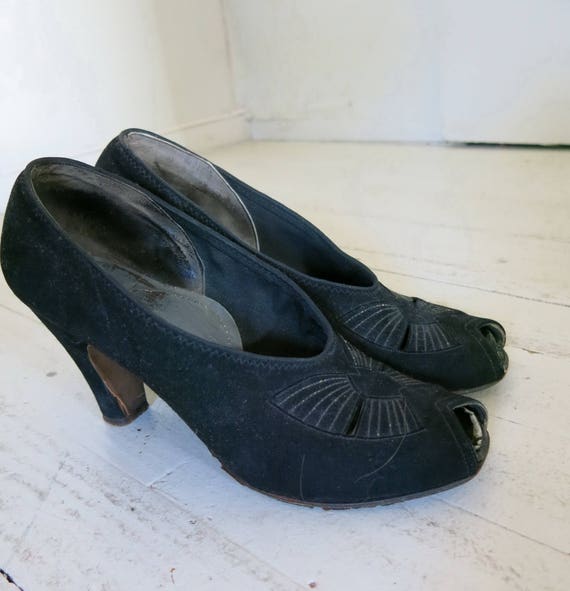 Art Deco 40s shoes