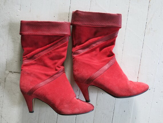 Italian Suede 70s 80s Boots Red 
