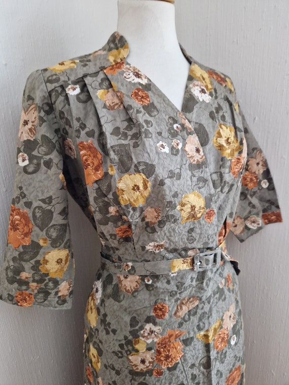 Brown Orange Yellow Floral 40s 50s 60s Belted Pep… - image 1