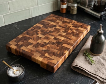 Tábua de corte de nogueira com grão transversal, bloco de açougueiro artesanal, presente para cozinha, tábua de corte de madeira, presente de boas-vindas para cozinheiro(a) doméstico(a).