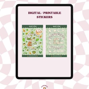 Puede incluir: Una tableta digital muestra dos hojas de pegatinas con temática de matcha. Una hoja presenta ilustraciones relacionadas con el matcha, y la otra tiene bocadillos con frases temáticas de matcha. El texto "DIGITAL / PRINTABLE STICKERS" está en la parte superior.
