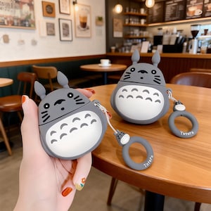 AirPods Pro 2トトロイヤホンケース付き Totoro airpods case - Etsy 日本